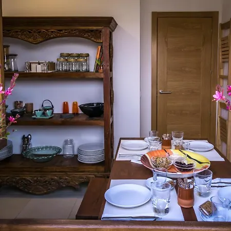 Olivo - Acogedora Casa Con Exclusivo Diseno Interior *