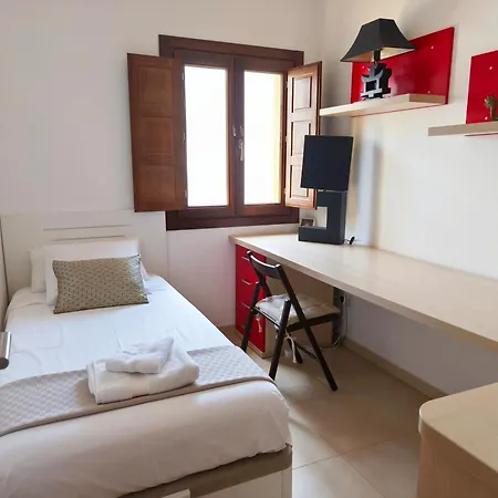 Olivo - Acogedora Casa Con Exclusivo Diseno Interior *