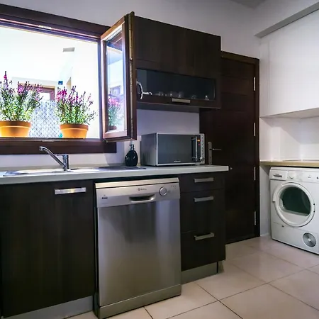 Olivo - Acogedora Casa Con Exclusivo Diseno Interior Tatil Evi Puig D'en Valls